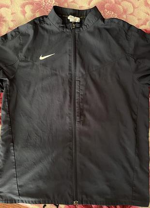 Вітровка nike