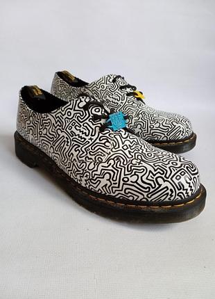 Шкіряні туфлі dr. martens