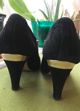Итальянские фирменные замшевые ботильоны-туфли р 35 3