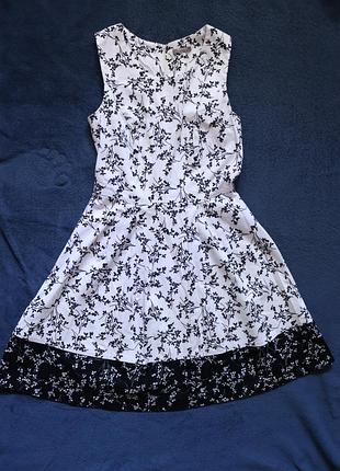 Пляття біло чорне в стилі ляльки orsay