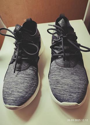 Кросівки жіночі  reebok демісезонні сірі розмір 38.5 -39 для бігу та фітнесу