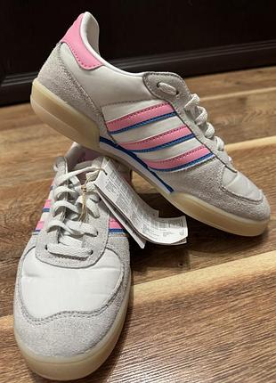 Кросівки жіночі adidas originals squash indoor