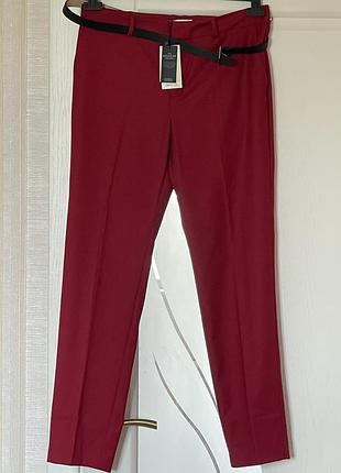 Легкі брюки mango.