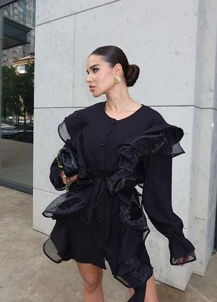 Лляна сукня з довгими рукавами оздоблення органза , сукня з жатого льону з органзовим декором.