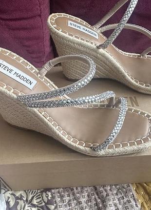 Нові босоніжки sam edelman