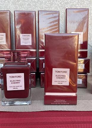 Парфумована вода унісекс tom ford electric cherry
