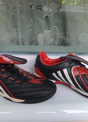 Сороканожки adidas predator 2