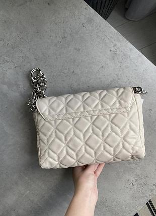 Трендовая молочная стеганая сумка reserved zara4 фото