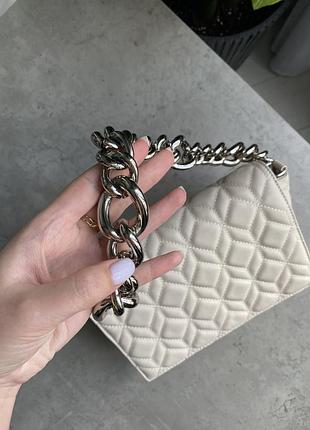 Трендовая молочная стеганая сумка reserved zara5 фото