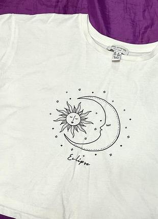 Жіноча вкорочена футболка з принтом m-l