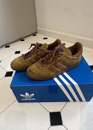 Кросівки демісезонні замшеві adidas gazelle
