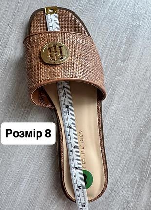 Шльопанці tommy hilfiger взуття шльопки томі томмі хілфігер коричневого кольору5 фото