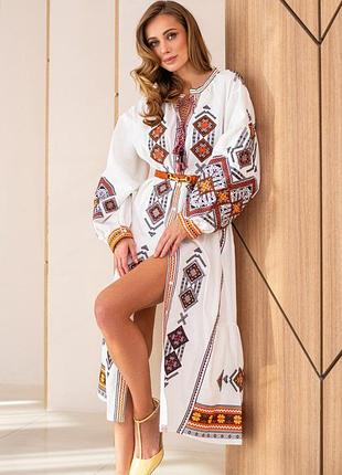 Платье вышиванка очень красивое с поясом