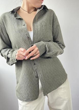 Базова оверсайз зелена льняна сорочка/рубашка від basics, у неймовірно красивому кольорі хакі,m, s
