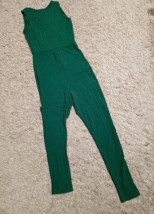 Облегающий комбинезон изумрудного цвета в рубчик
