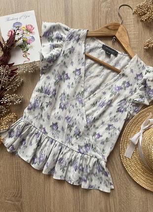 Блузка лляна натуральна з льону з рюшею баскою воланами