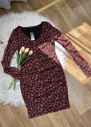 Жіноча сукня  🖤❤️
