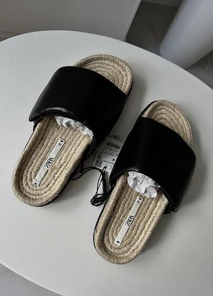 Шлепанцы zara