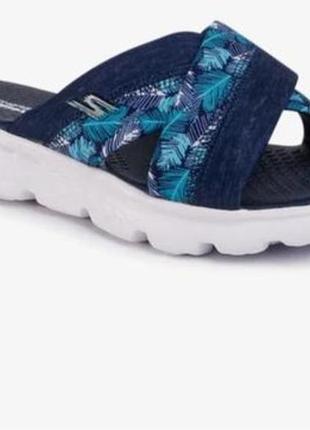 Женские  шлепанцы skechers goga max