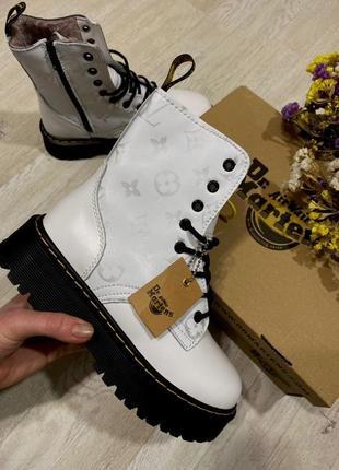 Зимние женские ботинки на меху dr. martens jadon louis vuitton белые (др. мартинс)