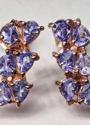 Серебряные сережки-пусети женские ручной работы с природными танзанитами