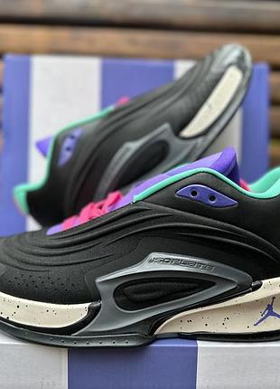 Баскетбольні кросівки nike luka 3