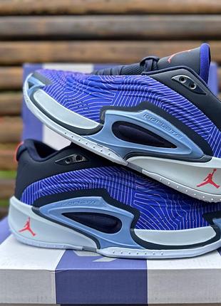 Баскетбольні кросівки nike luka 3