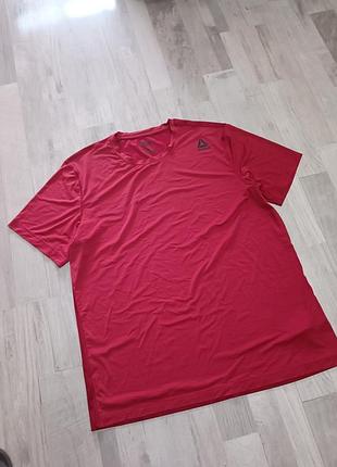 Футболка чоловіча reebok