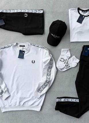 Спортивний костюм,набір 7в1 fred perry лампас: світшот-штани-футболка-шорти-кепка- 2 пари шкарпеток