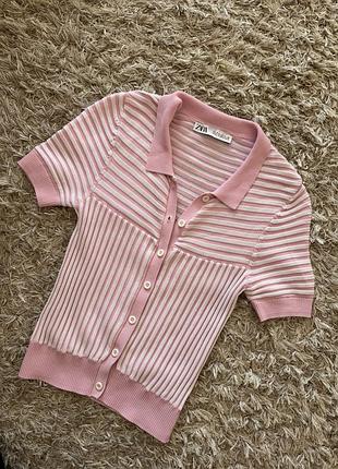 Стильне поло zara