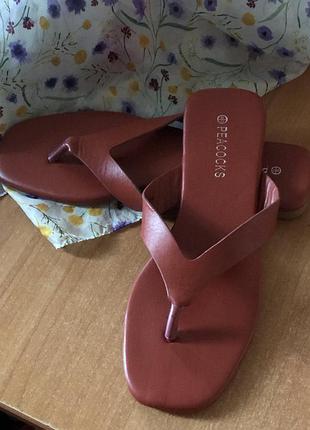 Шлепанцы женские летние