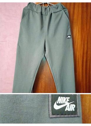 Спортивні штани nike air 46..