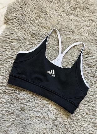 Двухстороній топ від adidas