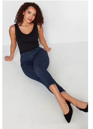 Суперэластичные джинсы crop, высокая посадка, цвета индиго, marks & spencer. 38 евро