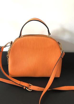 Стильна яскрава жіноча сумка