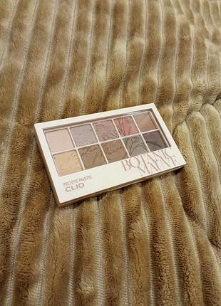 Корейська палетка тіней для повік clio botanic mauve