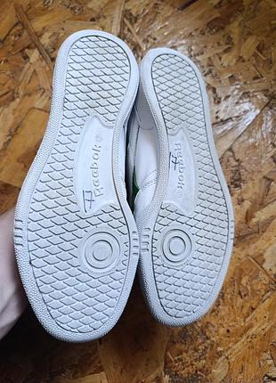 Оригінальні шкіряні демісезонні кросівки reebok classic7 фото