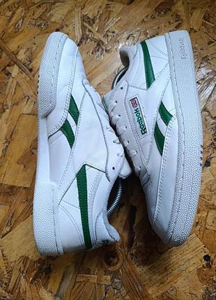 Оригінальні шкіряні демісезонні кросівки reebok classic5 фото
