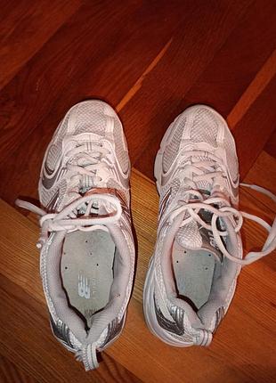 Кроссовки nb