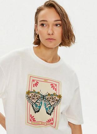 Жіноча футболка