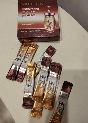 Зміцнююча,омолоджувальна,освітлююча нічна маска