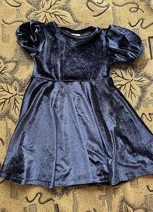 Сукня для дівчинки