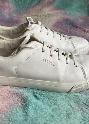 Зручні кеди/ кросівки