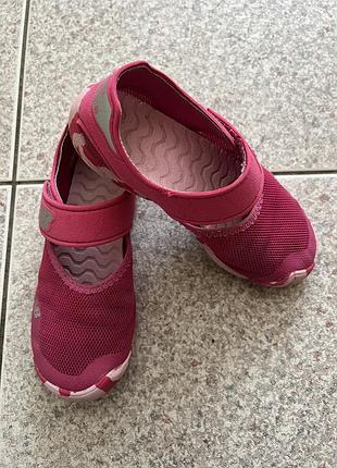 Босоножки new balance 208 для девочки (19,0-19,5 см, 31 размер)