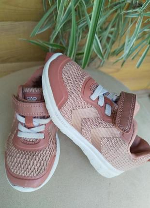Кроссовки 26 размер hummel