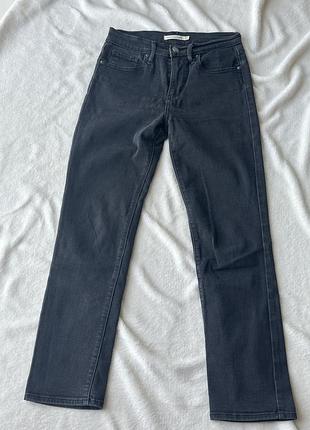 Черные прямые джинсы levis оригинал 724 high rise straight jeans soft black 26w x 28l