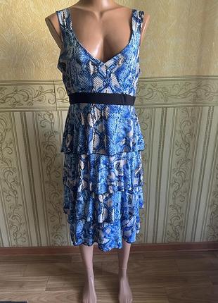 Классный сарафан.