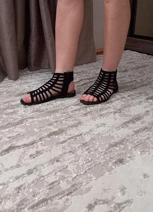 Босоніжки сандалі гладіоторки 37р