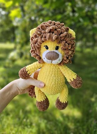 Льва плюшевая вязаная игрушка ручная работа