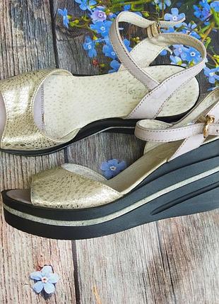 Босоніжки шкіряні3 фото